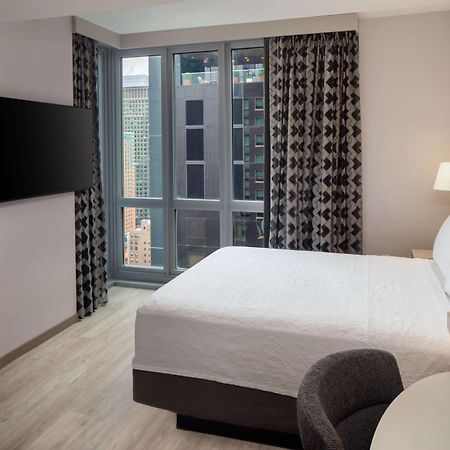 Home2 Suites By Hilton New York Times Square Экстерьер фото